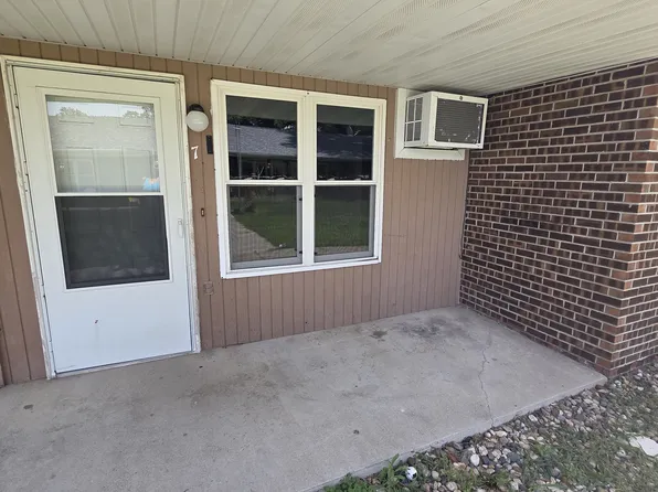 816 Main St APT 6, Lorimor, IA 50149