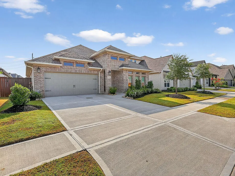 7435 Denali Dr