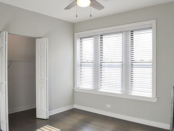 3rd image of 3925 1/2 N Keeler Ave #1E