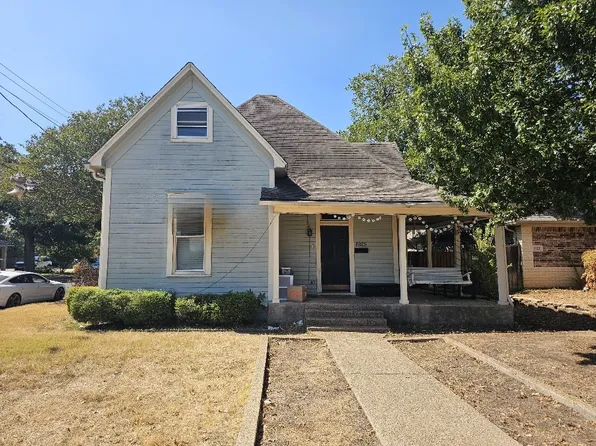 1925 S 10th St, Waco, TX 76706