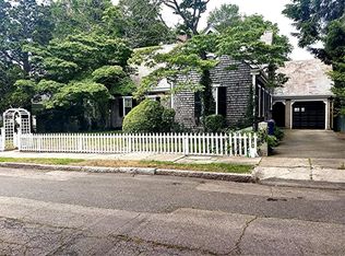 3 Irving St, New Bedford, MA 02740