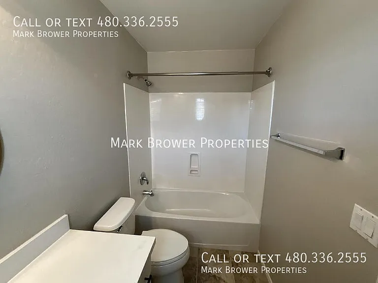 2751 E Bart St — Photo 19