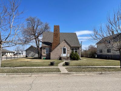 412 Code Ave S, Park River, ND, 58270