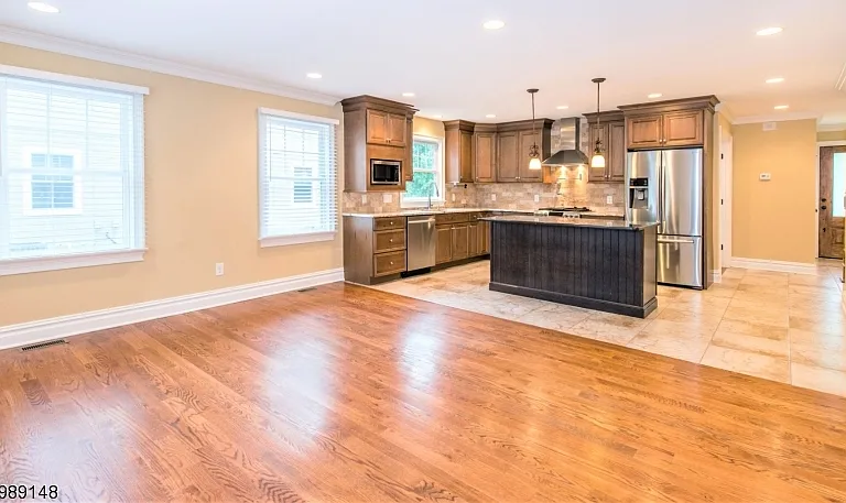 64 Kent Place Blvd #A — Photo 5
