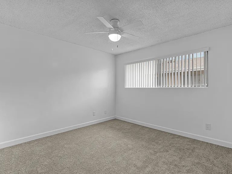 Gardenview Apartments — Photo 11