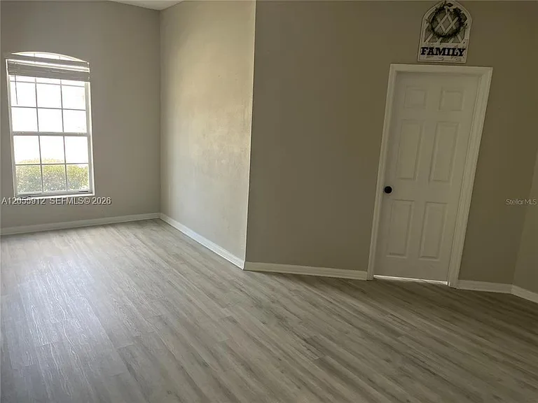 189 Emeraldview Ave — Photo 30