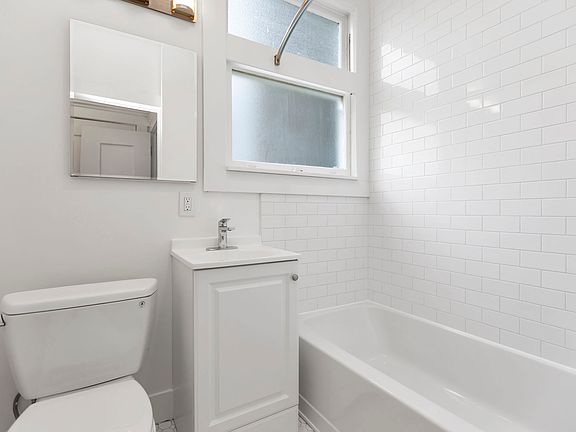 4th image of 1225 Taylor St APT 301