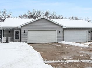3101 Parkview Ct, Green Bay, WI 54304