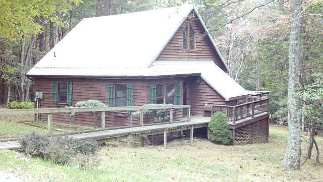 1st image of 487 Ward Circle Dr