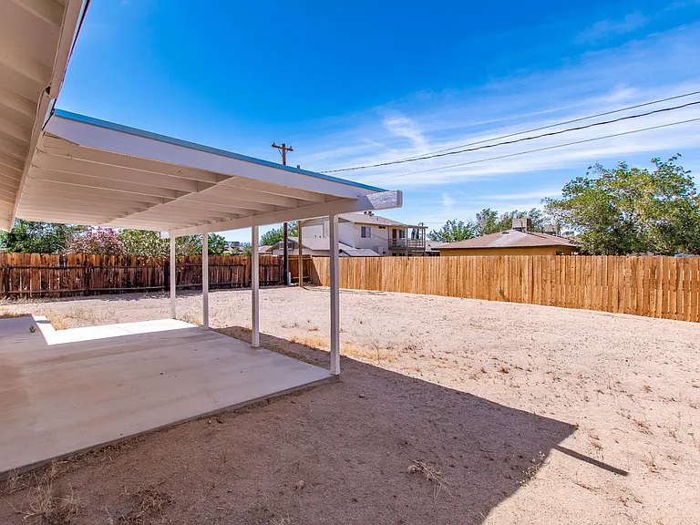 732 W Alene Ave — Photo 13