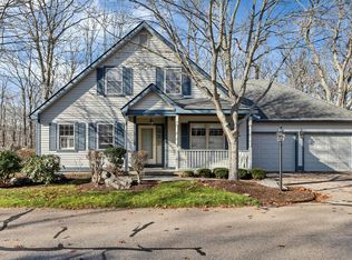 6 Carlisle Ln #6, Niantic, CT 06357