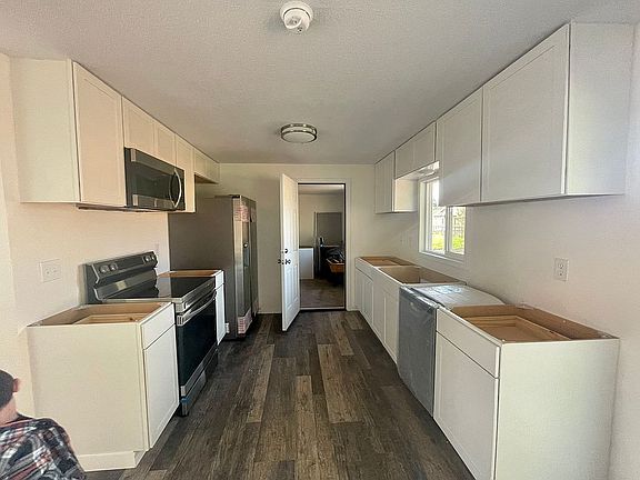 3rd image of 9238 Whitetail Ct SE