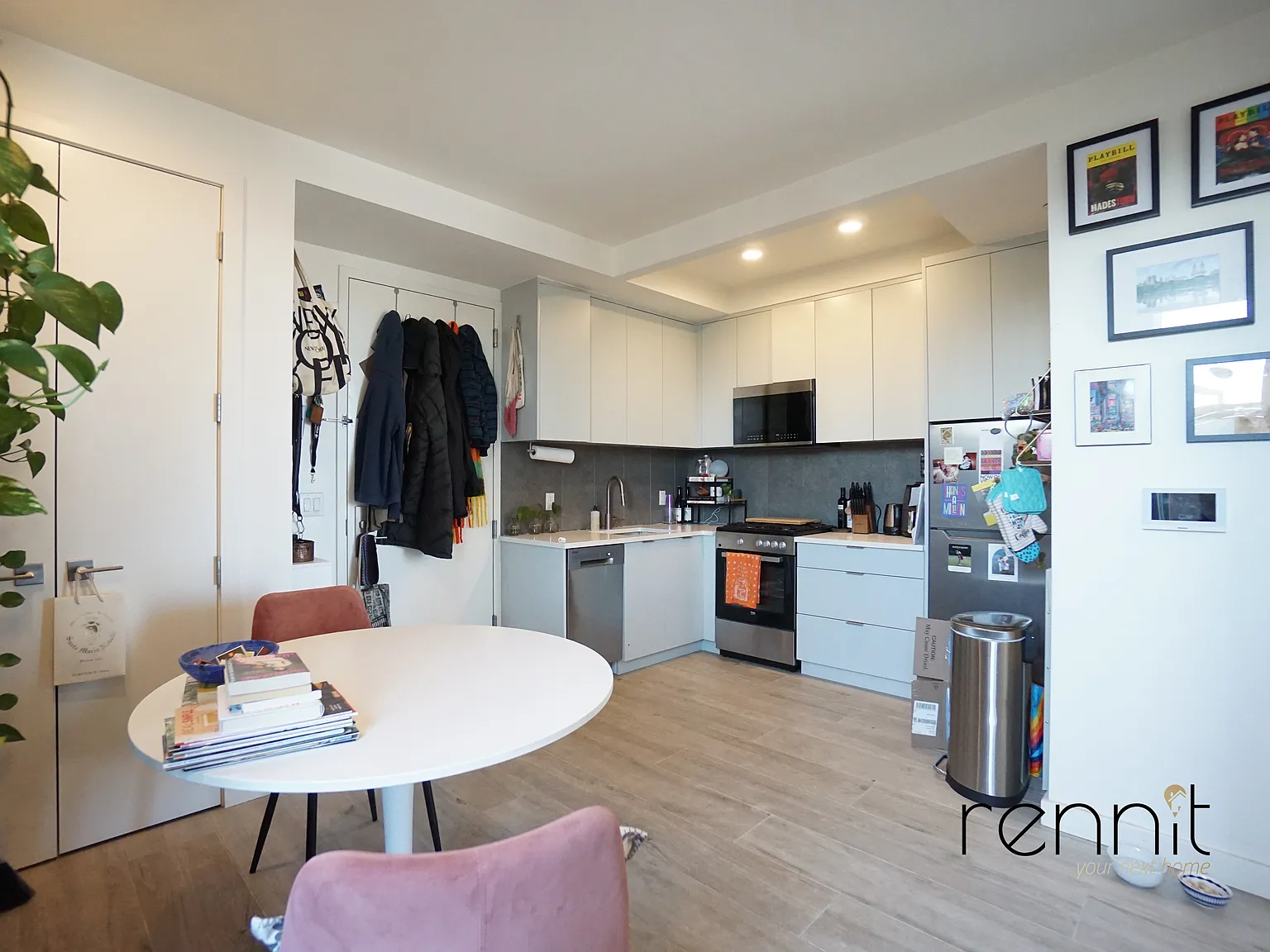 33 Little Nassau Street — Photo 3