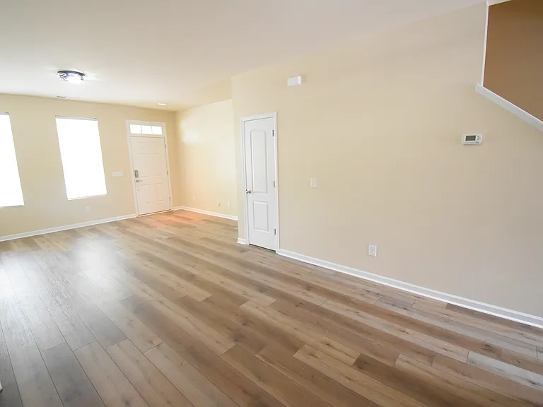 9507 Longstone Ln — Photo 7