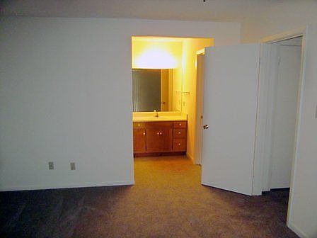 5th image of 2092 S Sherwood Dr APT E33