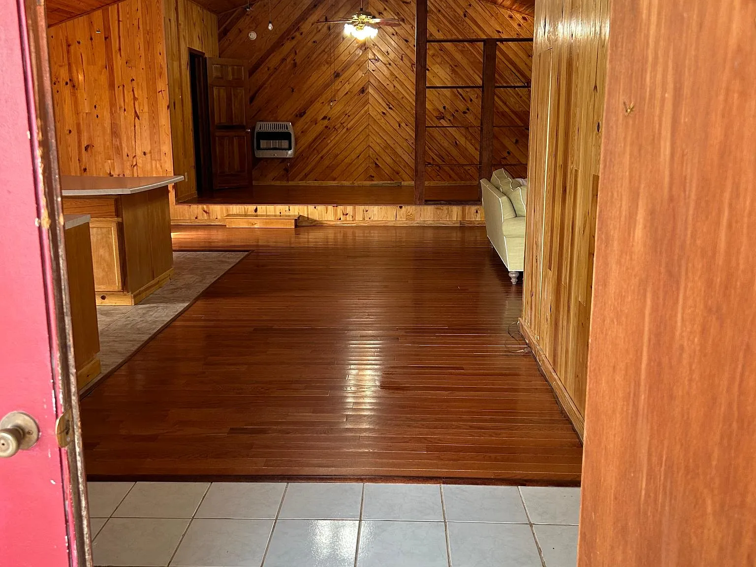 Studio, 1100 sqft, $1,250 — Photo 3