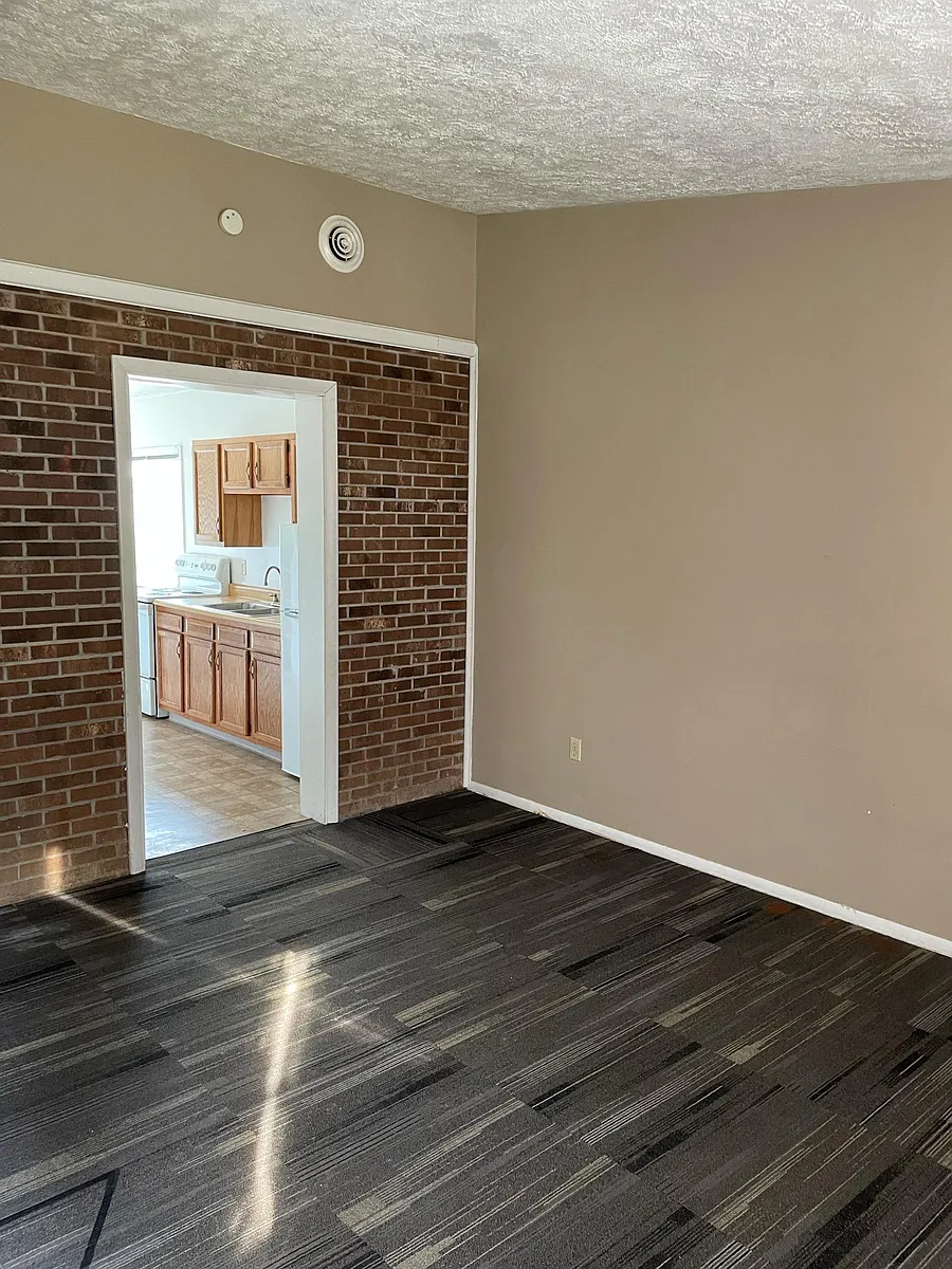 Building Photo - 3401 Brodhead Rd #C