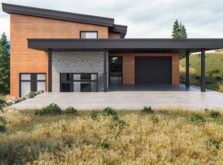 7661 Cerulean Dr, Pemberton, BC V0N 2L3