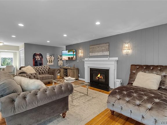 3rd image of 280 Pine St