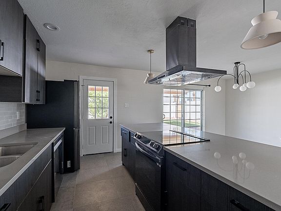 4th image of 3402 N 83rd St