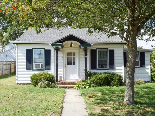 53 Steiner Ave