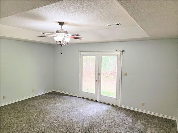 3rd image of 1100 Lee Road 852