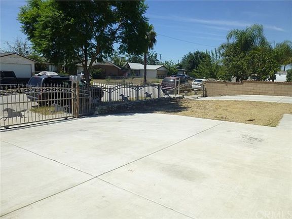 3rd image of 2004 W Gilbert St