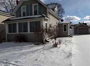 125 Chestnut St, Lockport, NY 14094