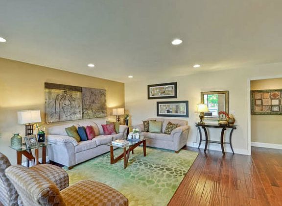 2nd image of 1022 Gardenia Way