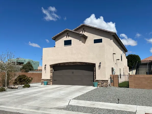 8305 Carmel Ridge Pl NE, Albuquerque, NM 87122