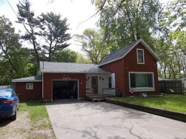8808 Ward St, Holton, MI 49425