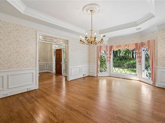 5th image of 4957 Chedworth Dr