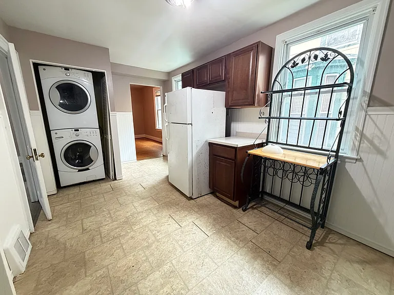 768 Prospect Ave #1 — Photo 7