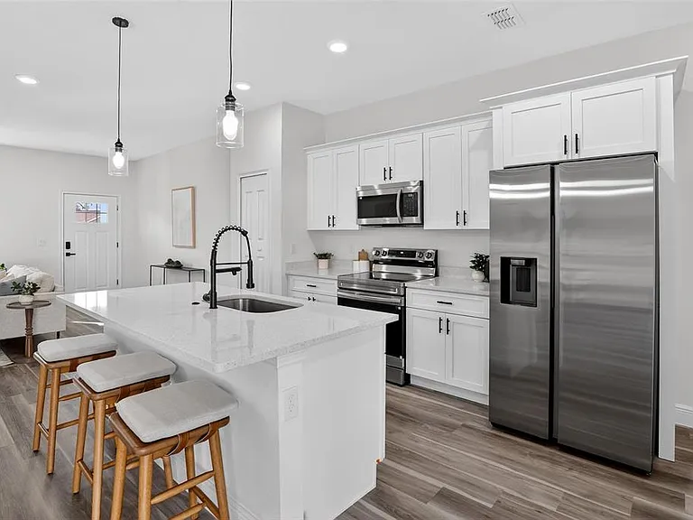 8162 N Maltese Dr — Photo 9