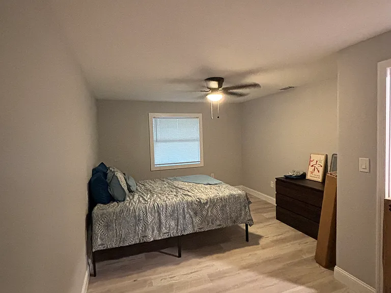2517 Hathaway Dr — Photo 5
