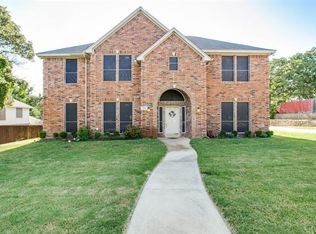 1805 Druid Ln, Fort Worth, TX 76112