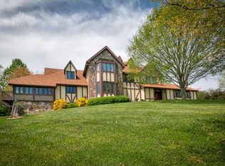 101 Richland Heights Rd, Johnson City, TN 37615