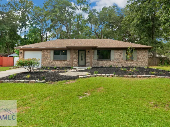 111 Cambridge Dr, Savannah, GA 31419