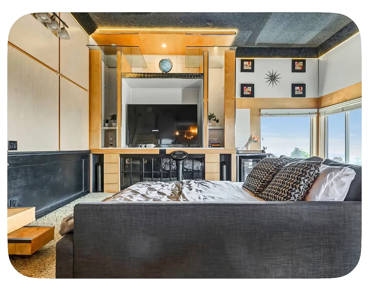 Building Photo - 4350 Alta Mira Dr