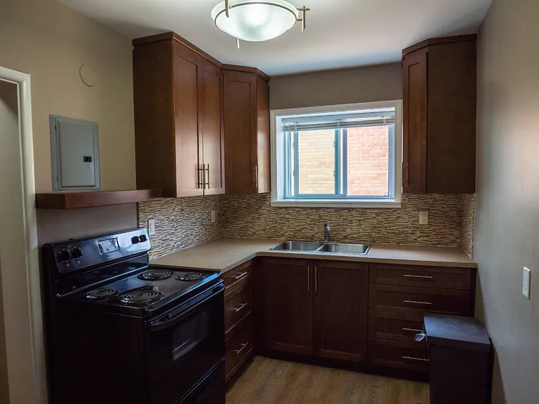 181 Maryland St — Photo 2
