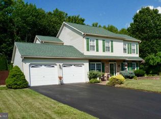 505 Llangollen Blvd, New Castle, DE 19720
