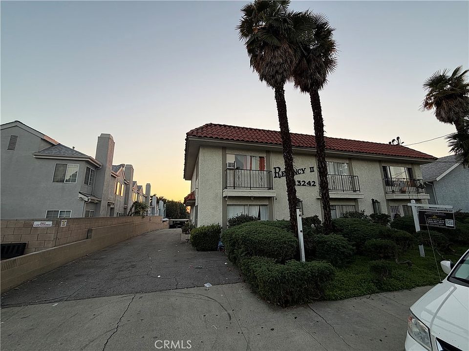 1st image of 13242 Cullen St