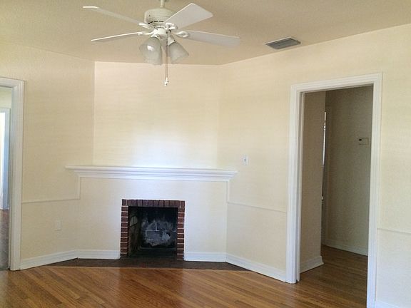 4th image of 1503 Sunset Dr