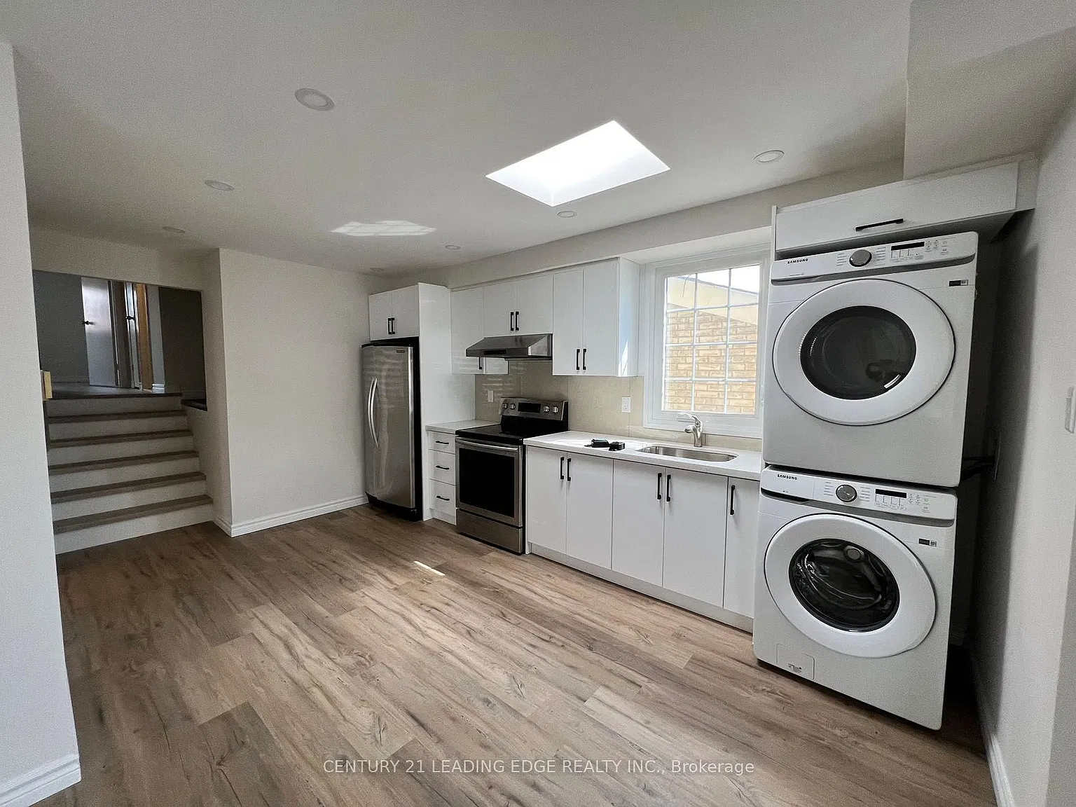 3 bed, $3,000 — Photo 3