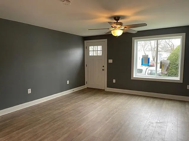 240 E Green St — Photo 7
