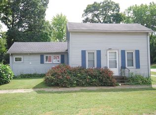 208 S Railroad St, Westville, IN 46391