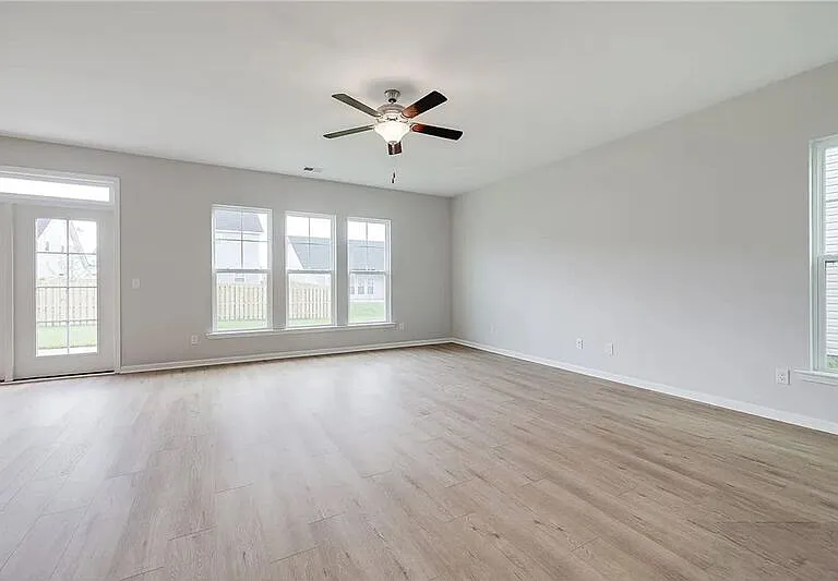 113 Fenway St — Photo 8