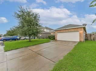 3107 Braepark Ct, Dickinson, TX 77539