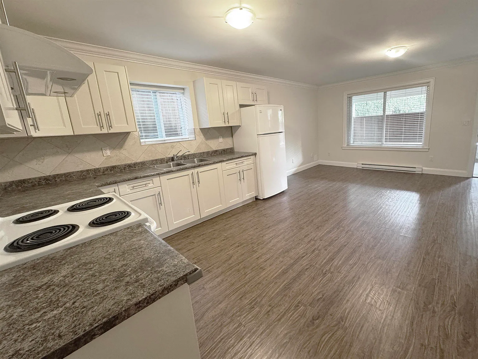 2 bed, 600 sqft, $1,850 — Photo 3