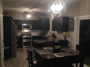 6608 Clover Ridge Dr, Charlestown, IN 47111